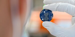 New Watch Motor Seeks to Outsmart the Smartwatch