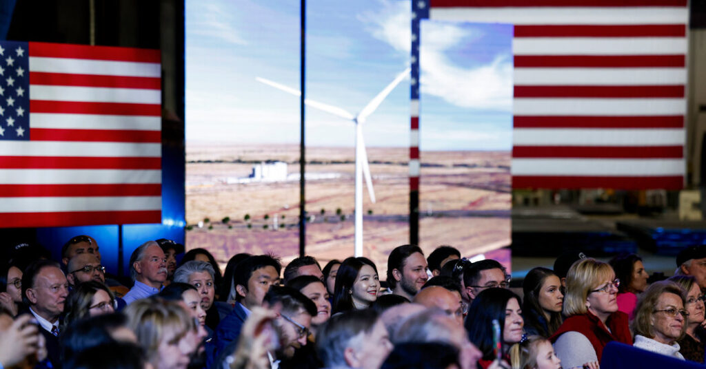 Opinion | The Progressive Case for Bidenomics Opinion | The Progressive Case for Bidenomics