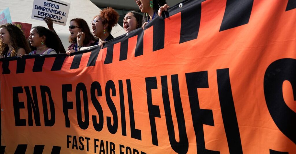 Canada’s Greatest Fossil Gas Proponents Make Their Case at Local weather Convention