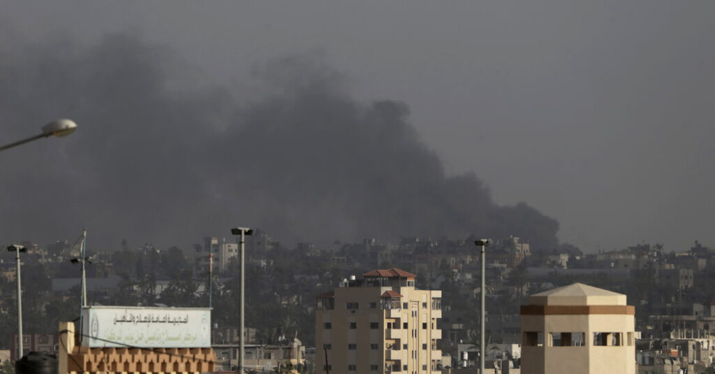Airstrike in Gaza Kills U.N. Employee and Extra Than 76 of His Relations