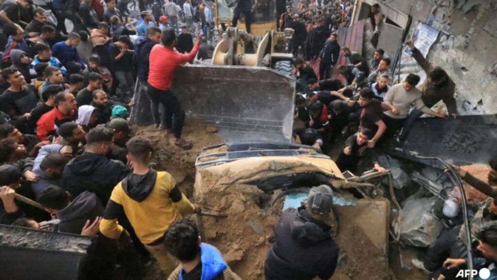 Israel orders extra Gaza evacuations as envoys search truce