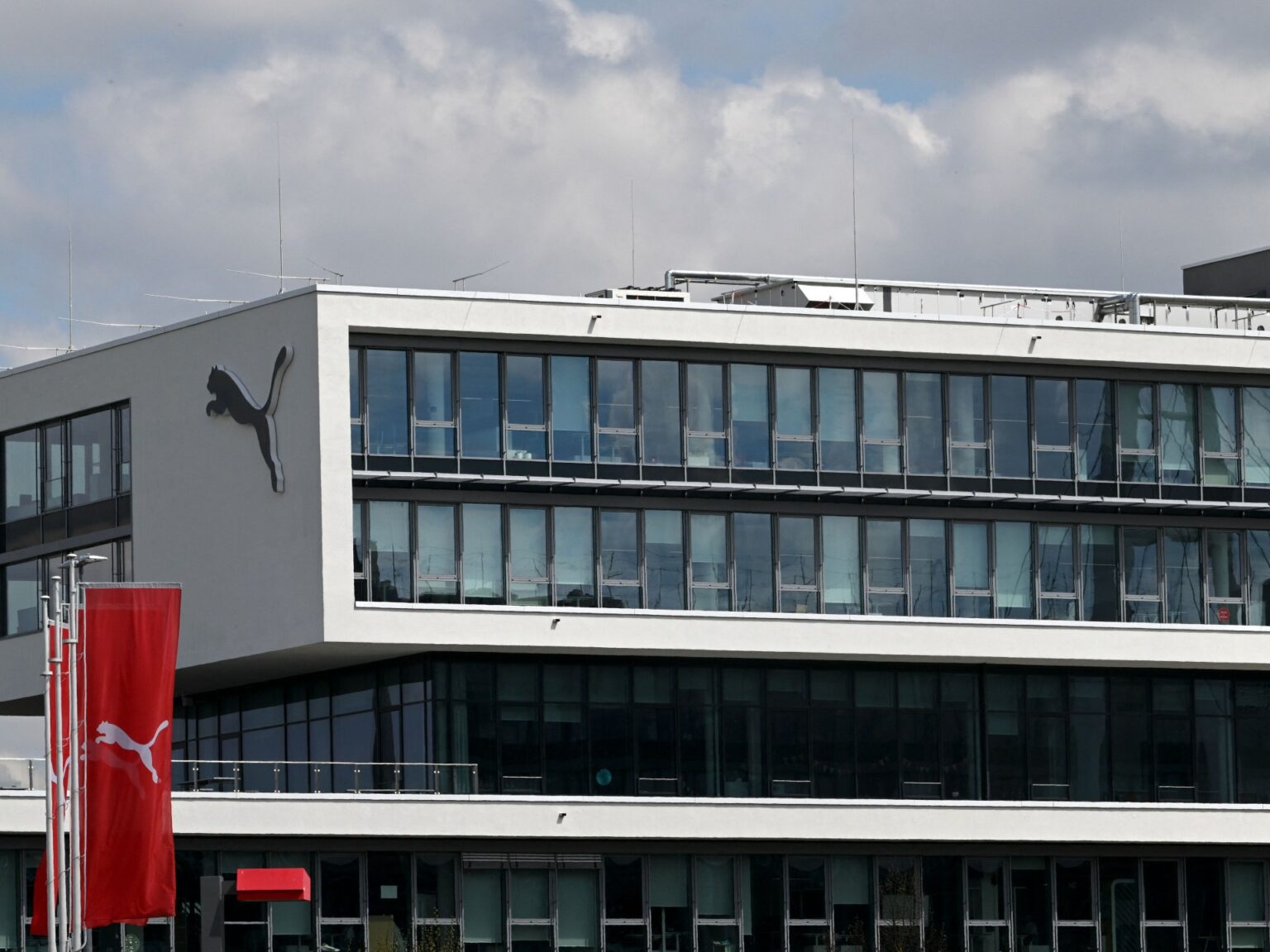 Puma to finish sponsorship of Israel’s nationwide soccer crew in 2024 | Israel-Palestine battle Information Puma to finish sponsorship of Israel’s nationwide soccer crew in 2024 | Israel-Palestine battle Information