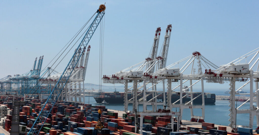 Chinese language Merchants and Moroccan Ports: How Russia Flouts International Tech Bans