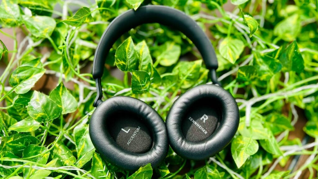 Sennheiser’s price range headphones sound simply nearly as good as I anticipated, however there’s one downside Sennheiser’s price range headphones sound simply nearly as good as I anticipated, however there’s one downside