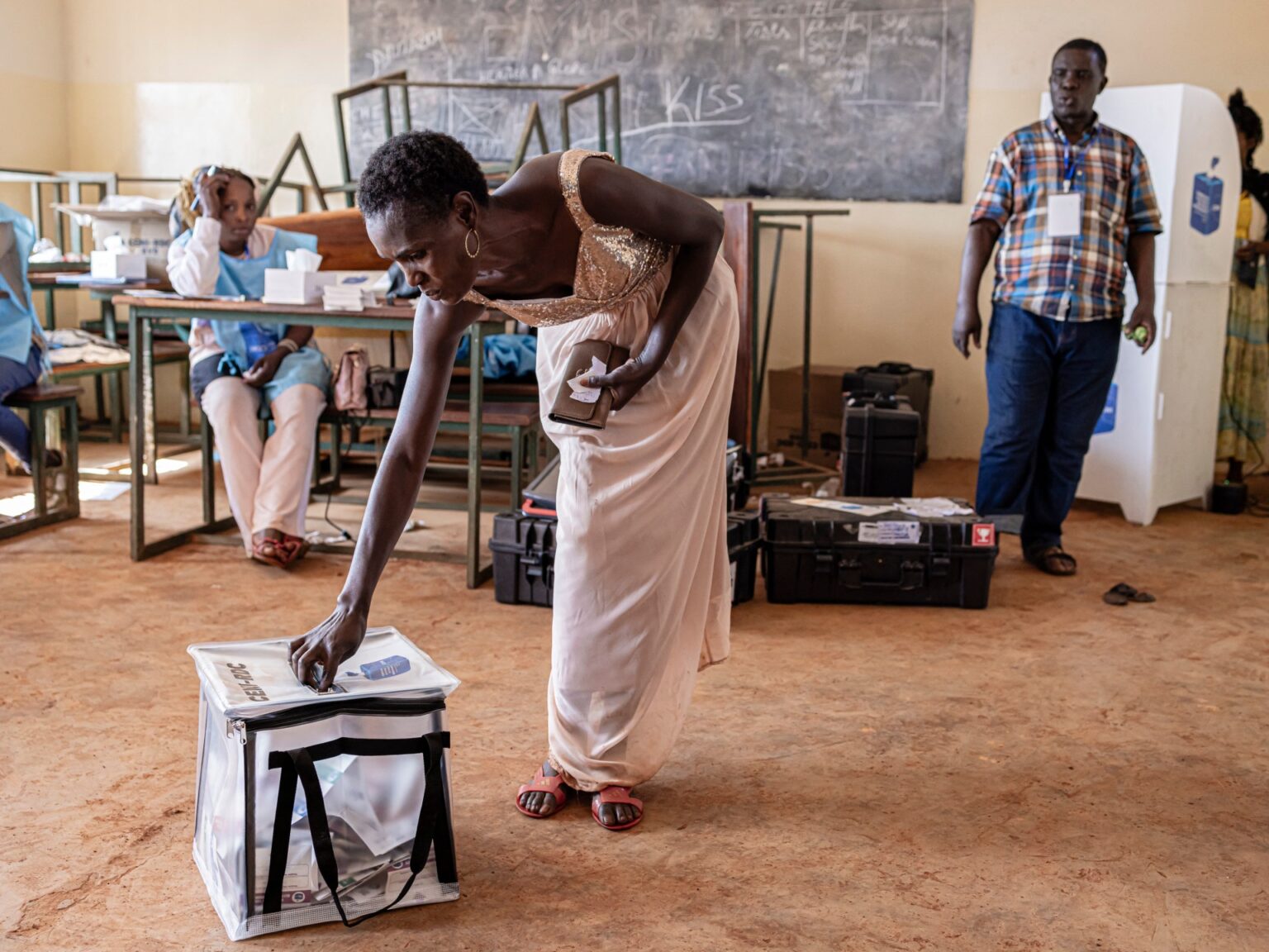 DR Congo votes on second day of chaotic normal elections | Elections Information