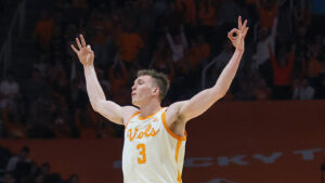 Tennessee will get big nonconference win towards No. 20 Illinois