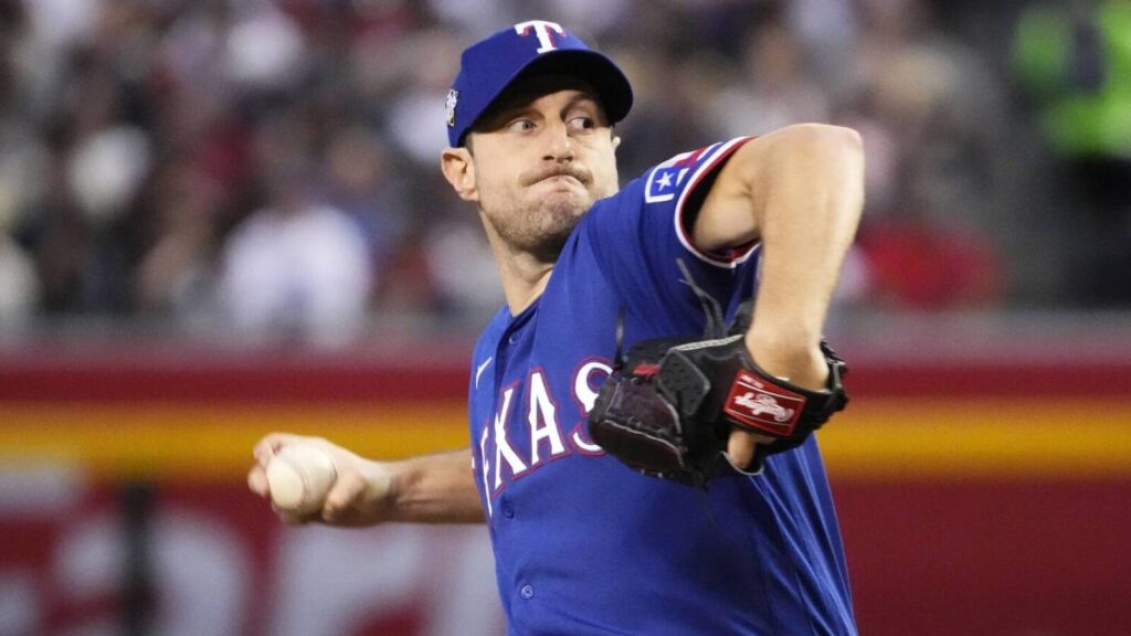 Three-time Cy Younger winner undergoes again surgical procedure Three-time Cy Younger winner undergoes again surgical procedure