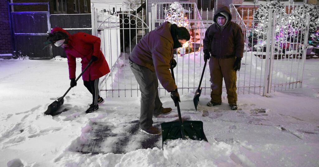 Be extra neighborly this vacation season — and past