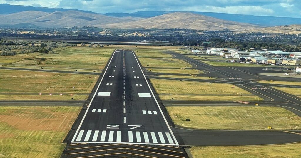 Yakima could possibly be a part of the answer to airport drawback