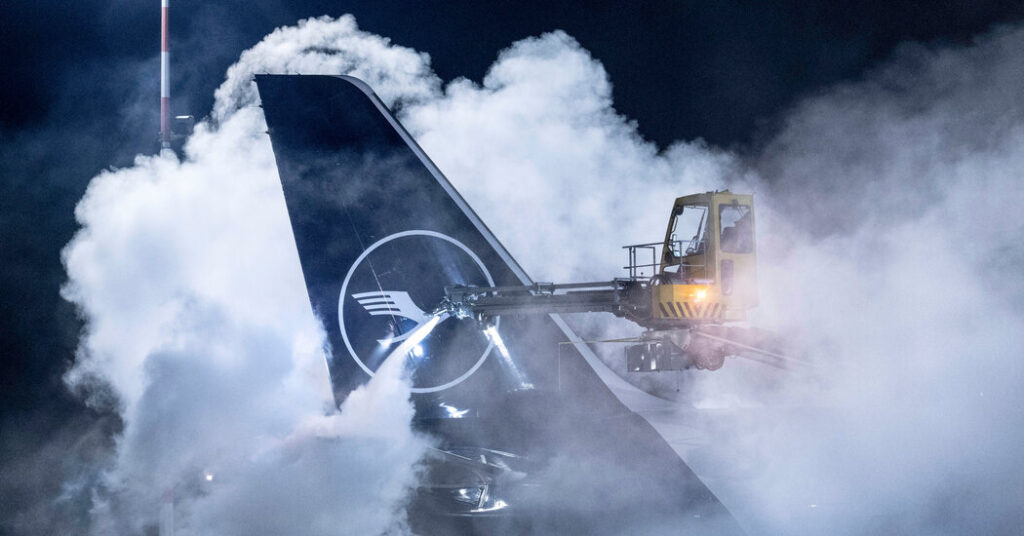 Tons of of Flights in Germany Canceled Due to Snow and Ice