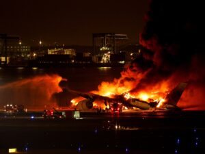 Japan probes lethal Tokyo runway collision for negligence | Information