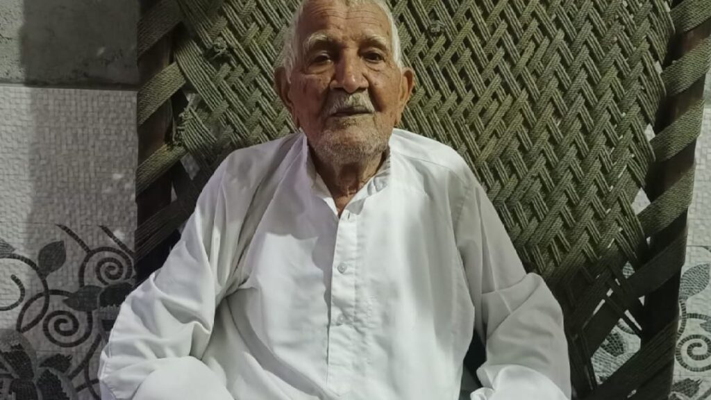 In India, an algorithm declares them lifeless; they must show they’re alive | Expertise