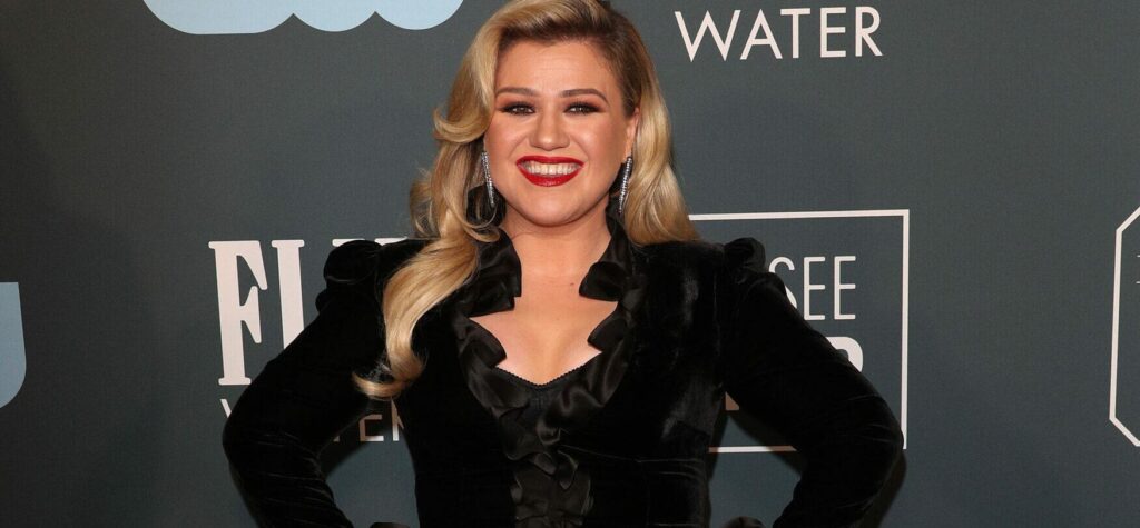 Kelly Clarkson Reveals The Easy Motive For Her Weight Loss Kelly Clarkson Reveals The Easy Motive For Her Weight Loss
