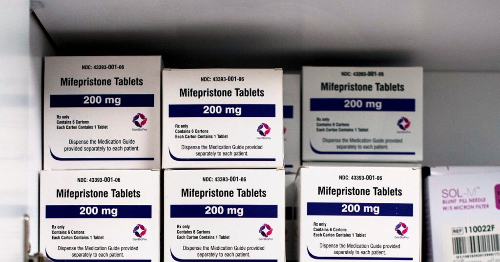 Ladies within the US Are Now Stockpiling Abortion Tablets
