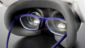 I purchased customized lenses for my Meta Quest 3, however not each eyeglass wearer wants them. Do you?