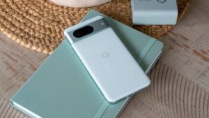 Google’s latest shade for the Pixel 8 sequence shocked me in the easiest way