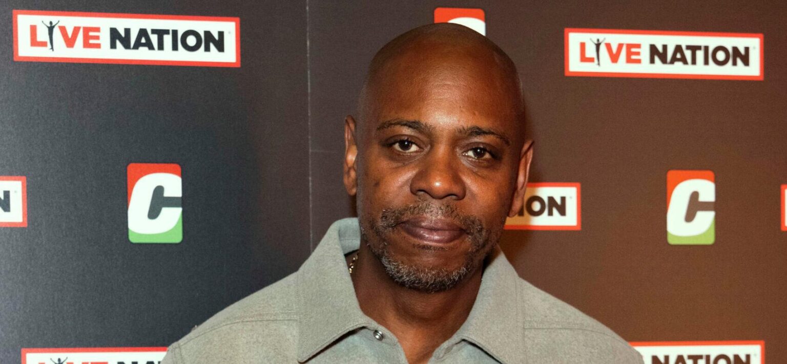 Dave Chappelle Kicks Off New Comedy Particular By Attacking Trans Folks