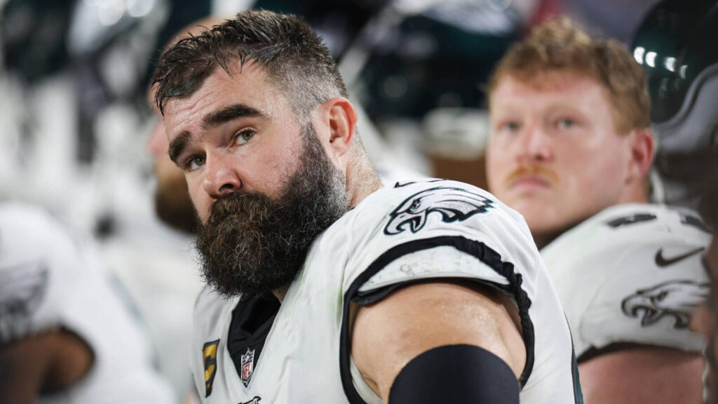 Two Eagles veterans make selections on soccer futures