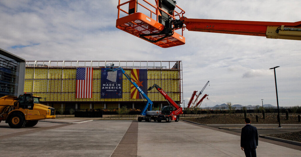 Plans to Develop U.S. Chip Manufacturing Are Operating Into Obstacles Plans to Develop U.S. Chip Manufacturing Are Operating Into Obstacles