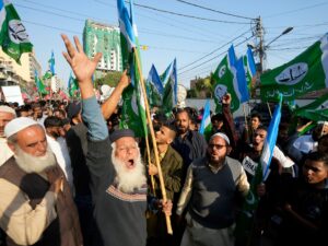 Khan’s PTI leads as remaining ends in Pakistan election known as | Elections Information
