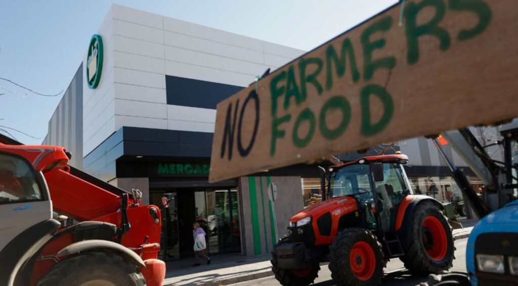Why are farmers protesting throughout Europe? | European Union Information Why are farmers protesting throughout Europe? | European Union Information