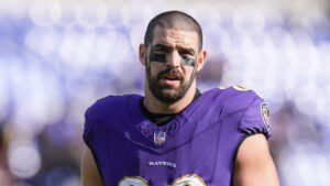 Ravens star helps save lady’s life throughout mid-flight emergency