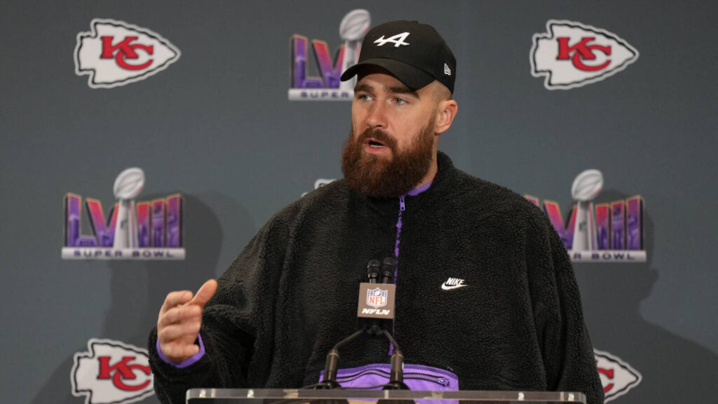How Travis Kelce fired up Chiefs forward of Tremendous Bowl LVIII How Travis Kelce fired up Chiefs forward of Tremendous Bowl LVIII