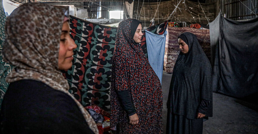 1000’s of Pregnant Ladies in Gaza Endure From Malnutrition, Well being Authorities Say 1000’s of Pregnant Ladies in Gaza Endure From Malnutrition, Well being Authorities Say