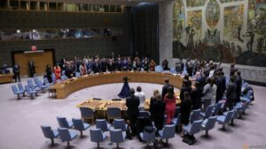 UN Safety Council calls for rapid Gaza ceasefire for first time as US abstains
