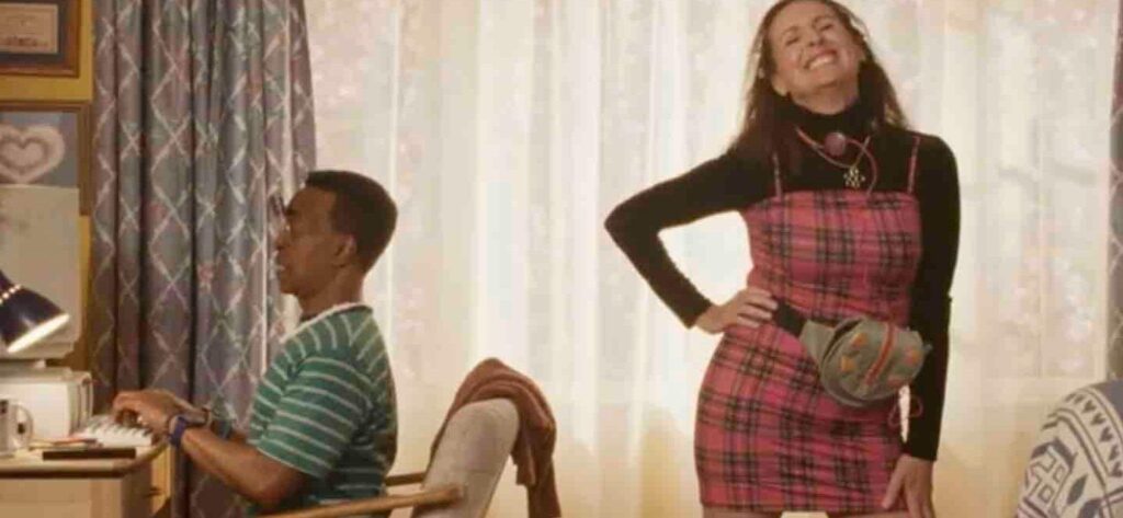 Molly Shannon And Tim Meadows Reunite For 90s Enjoyable With Samsung!