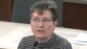 Girl On Fastened Earnings Berates Metropolis Council Over Flood Of Unlawful Immigrants