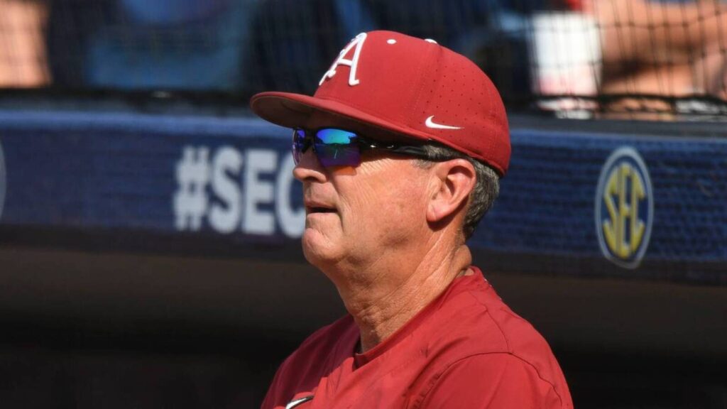 Arkansas makes use of huge sixth inning to win opening SEC sequence Arkansas makes use of huge sixth inning to win opening SEC sequence