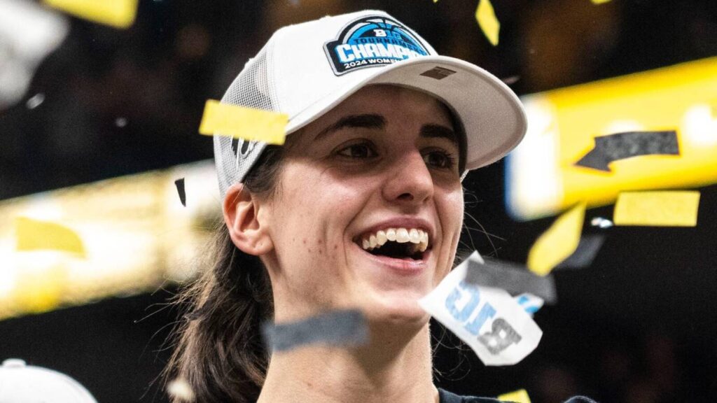 Clark’s clutch three helps Iowa to Massive Ten event title