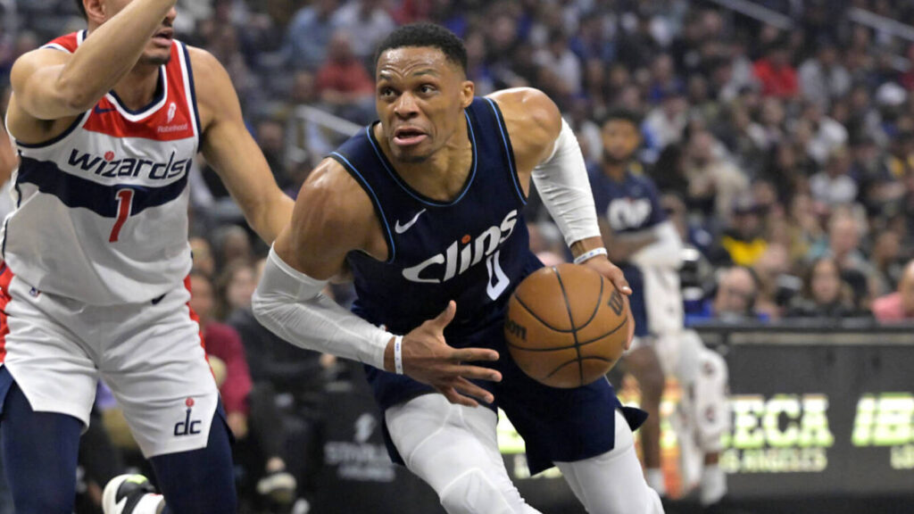 Clippers’ Russell Westbrook suffers left hand fracture Clippers’ Russell Westbrook suffers left hand fracture