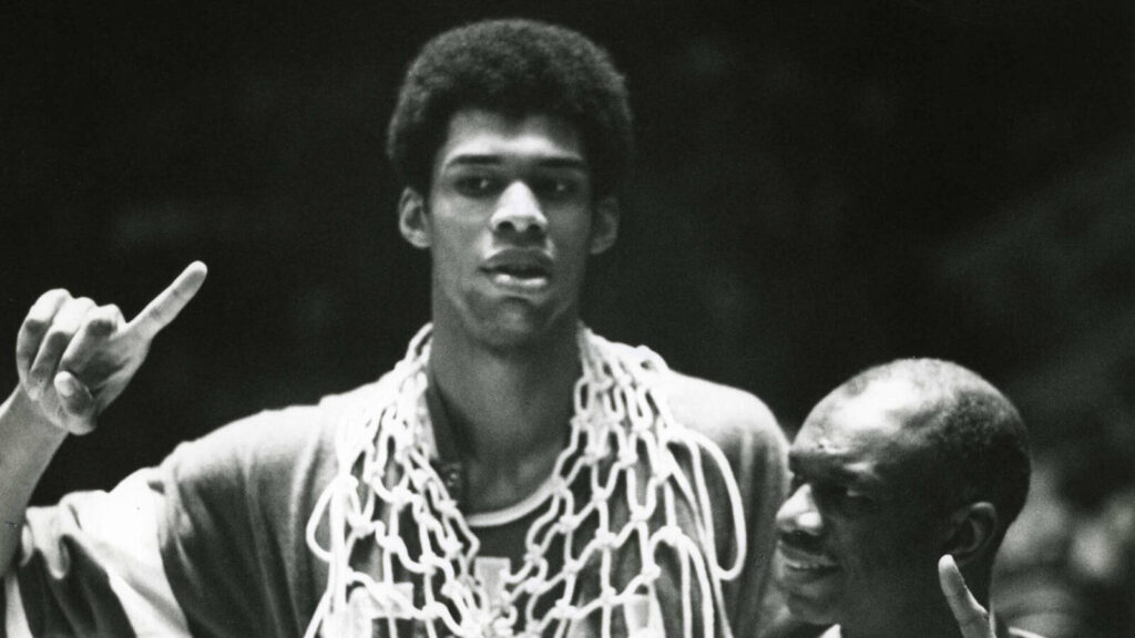 The highest scorers in NCAA males’s basketball match historical past