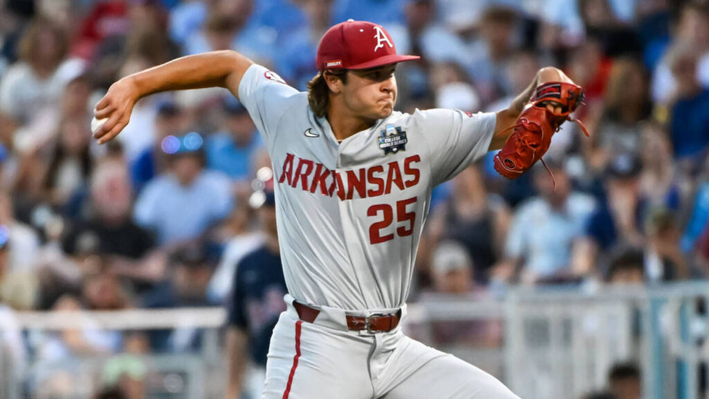 No. 2 Arkansas wins large highway collection vs No. 20 South Carolina No. 2 Arkansas wins large highway collection vs No. 20 South Carolina