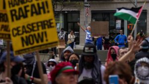 Israel ready on Hamas on proposed halt to preventing earlier than sending group to Cairo