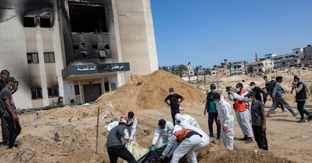 UN Requires Inquiry After Mass Graves Discovered at 2 Gaza Hospitals UN Requires Inquiry After Mass Graves Discovered at 2 Gaza Hospitals