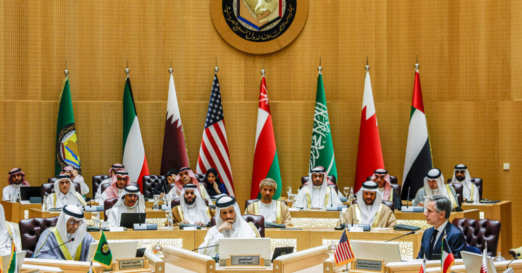 Blinken Urges Hamas to Settle for Israel’s Stop-Hearth Proposal