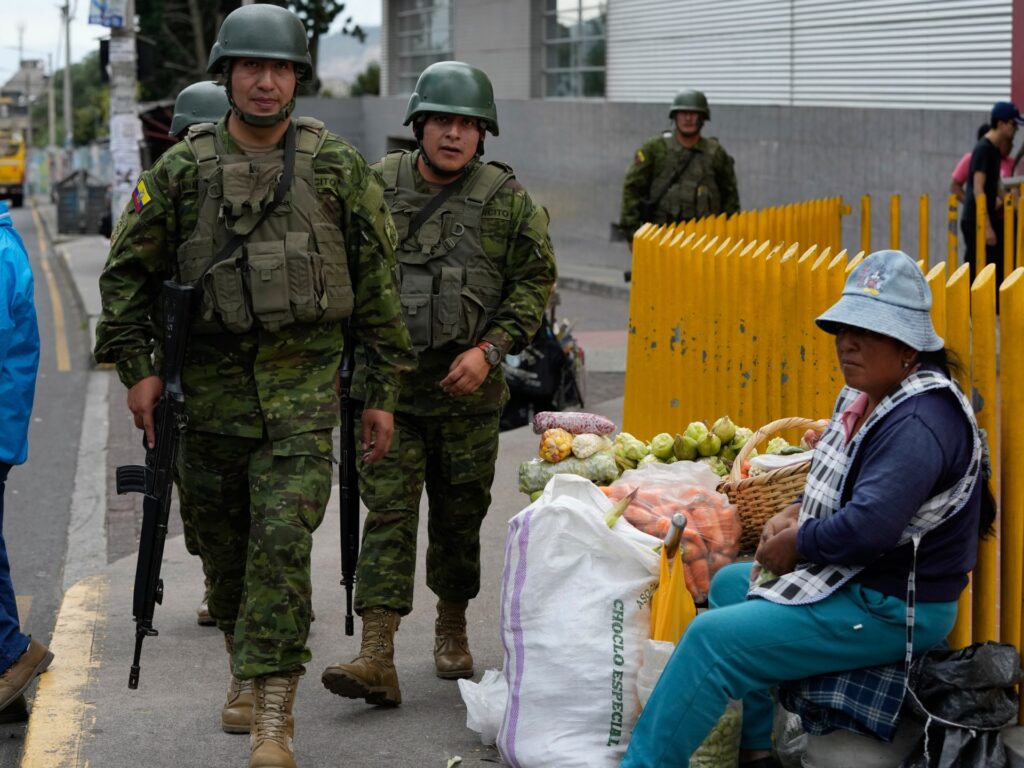 Ecuador weighs safety, worldwide arbitration in newest referendum | Elections Information Ecuador weighs safety, worldwide arbitration in newest referendum | Elections Information