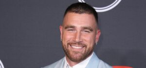 Fan Makes Stunning Revelation After Analyzing Travis Kelce’s Left Hand