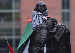 Breaking: Rioting Professional-Hamas College students Tear Down Barricades at George Washington College Simply Blocks From White Home; Palestinian Flag and Keffiyeh Draped on Statue of Nation’s First President | The Gateway Pundit