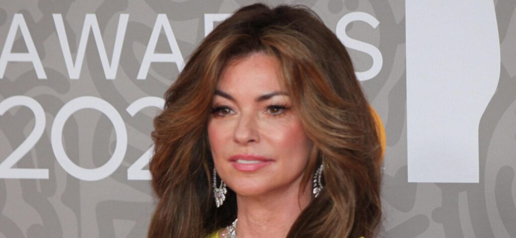 Shania Twain Dubbed ‘Unrecognizable’ For New ‘American Idol’ Look