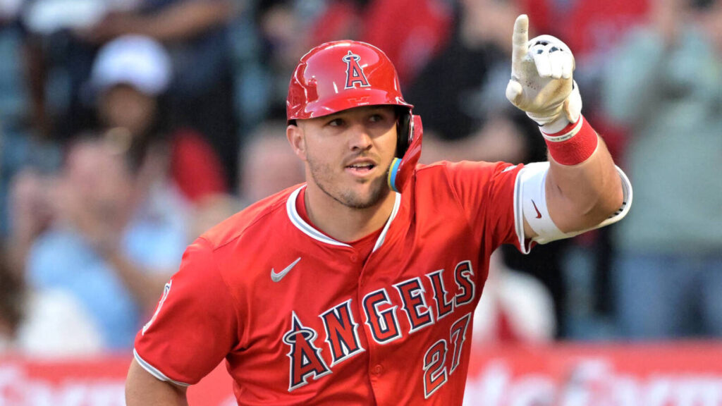 Mike Trout makes his ideas on a commerce very clear
