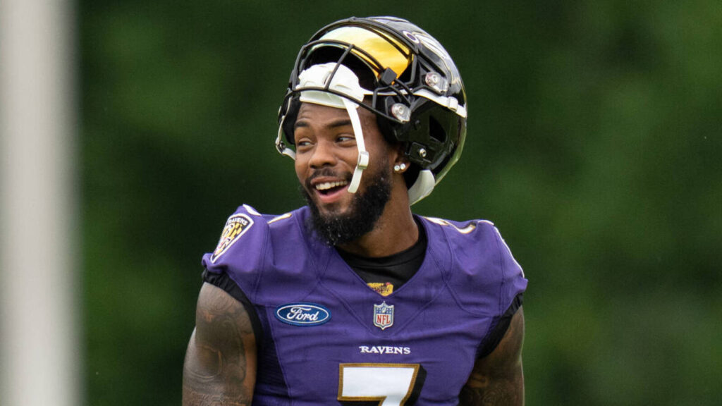 Ravens prolong former first-round choose Ravens prolong former first-round choose