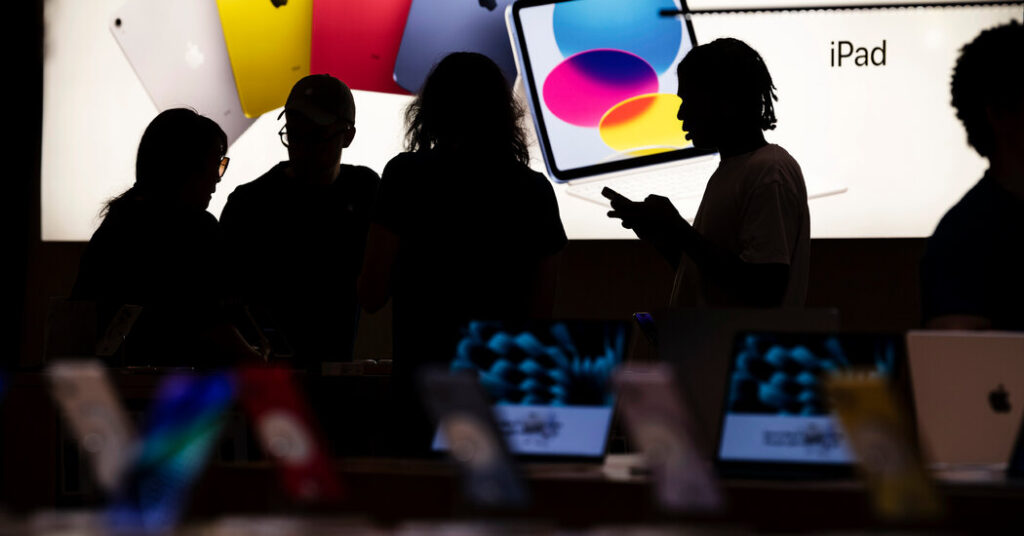 Apple’s New iPad Advert Leaves Its Artistic Viewers Feeling … Flat