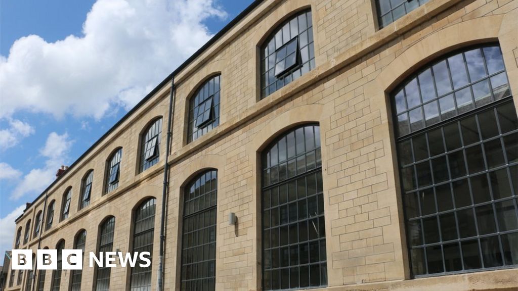 The problem of upgrading iconic metal home windows The problem of upgrading iconic metal home windows