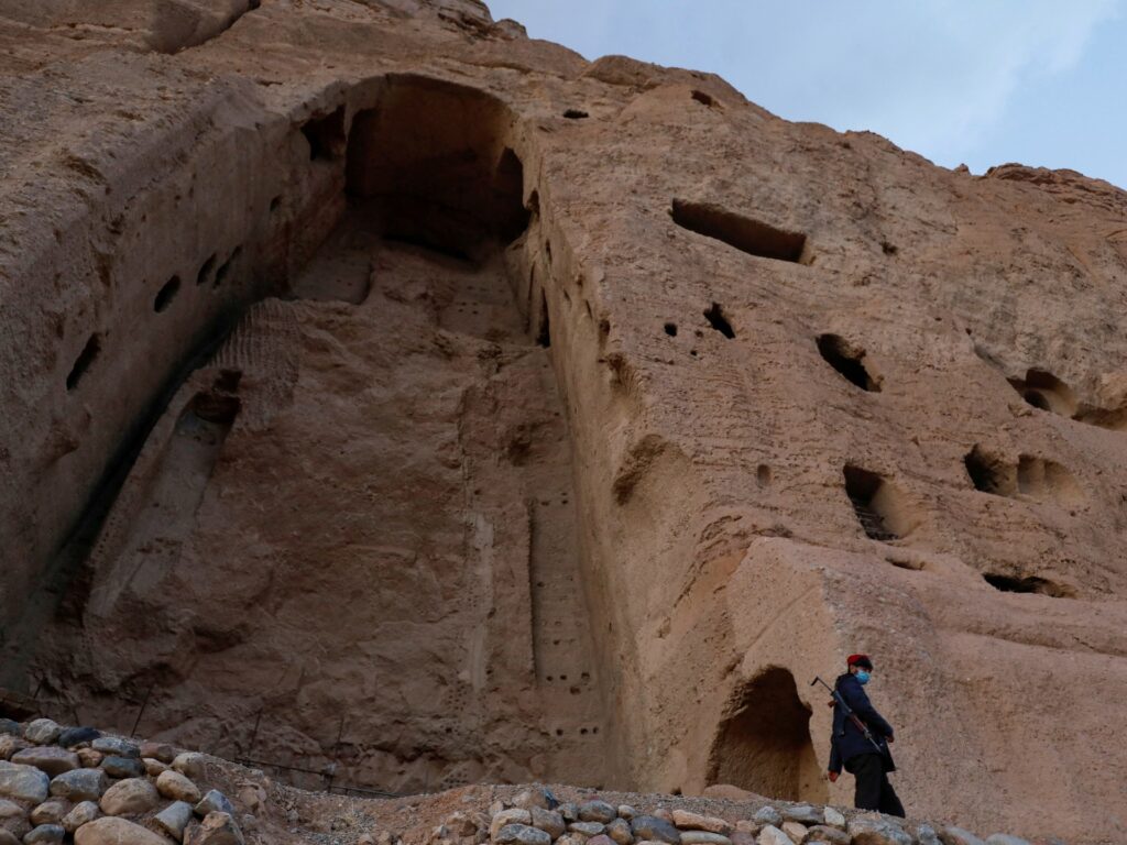 Gunmen kill 4, together with three Spanish vacationers, in central Afghanistan | Taliban Information