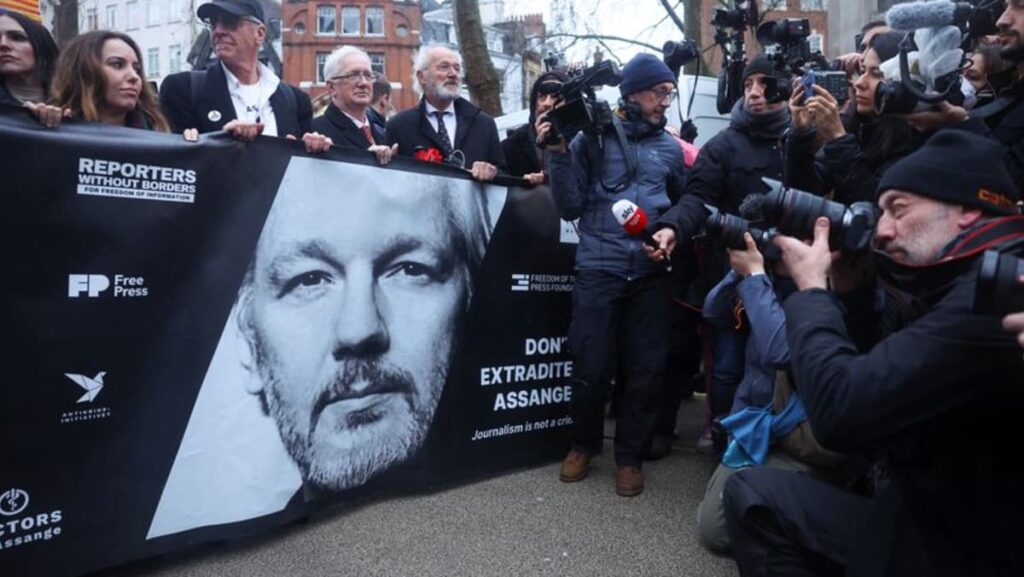 WikiLeaks founder Julian Assange wins permission to enchantment US extradition