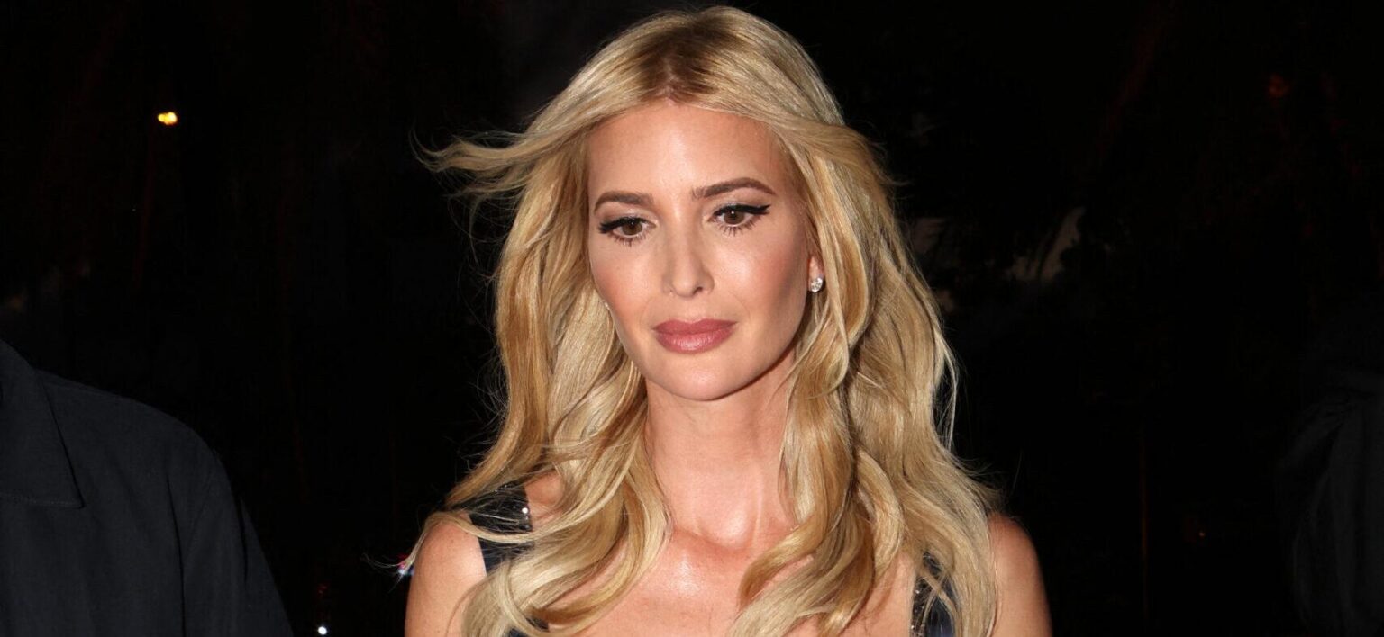 Ivanka Trump Sizzles In A Blue Corset Minidress For Miami Date Evening Ivanka Trump Sizzles In A Blue Corset Minidress For Miami Date Evening